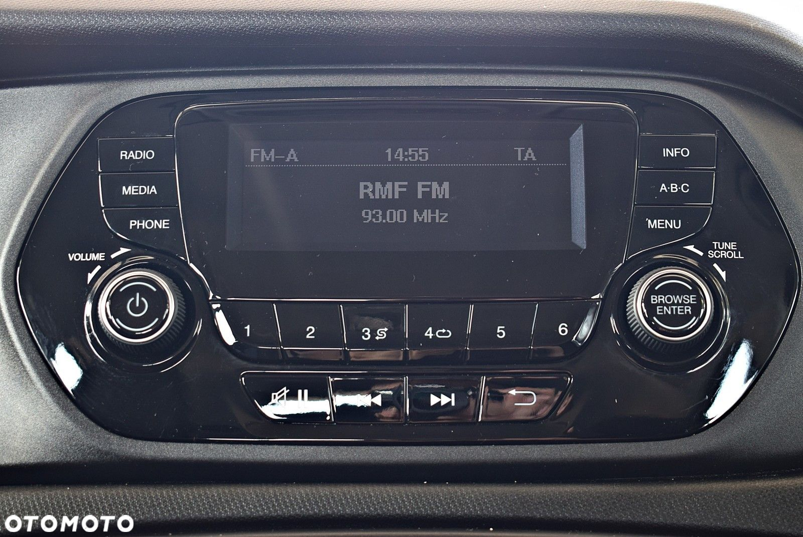 Fiat Tipo - 18