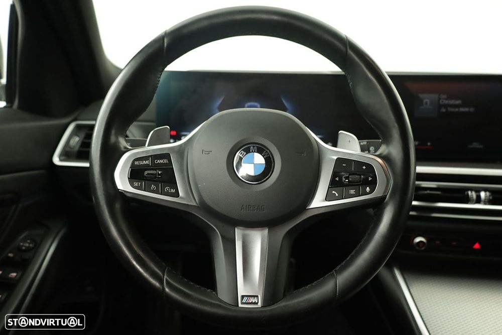 BMW 320 d Pack Desportivo M Auto - 13