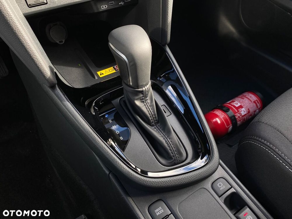Toyota Yaris Cross Hybrid 1.5 Style - 17