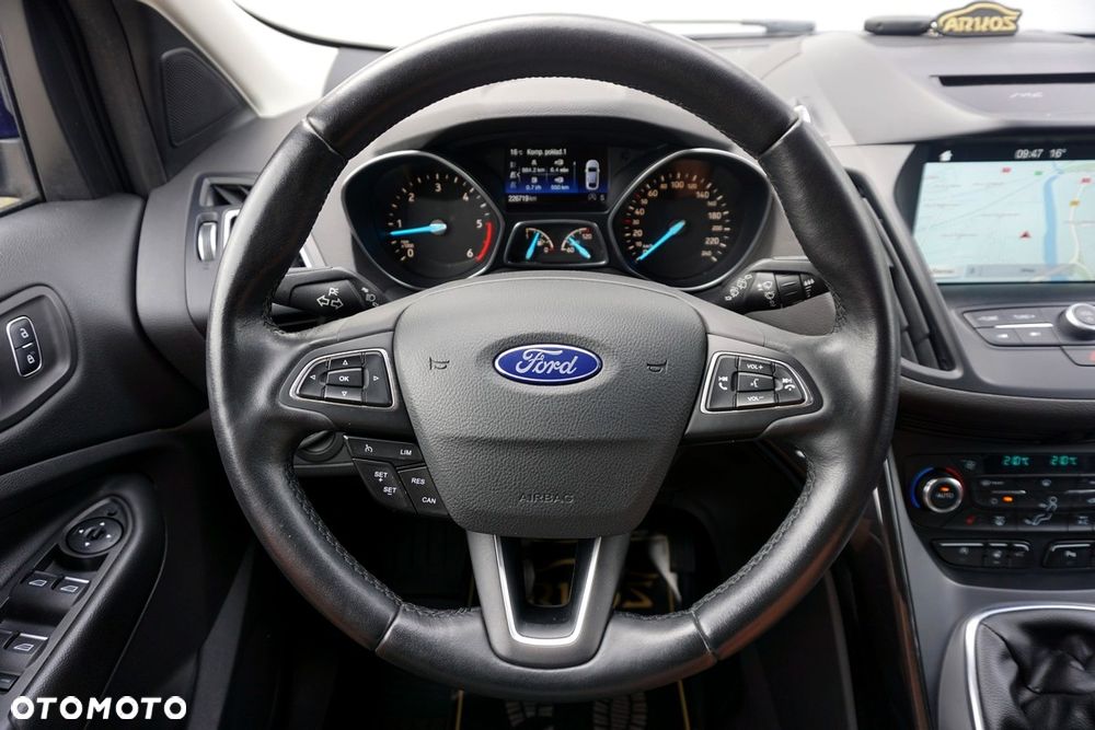 Ford Kuga 2.0 TDCi 4x4 Titanium - 27