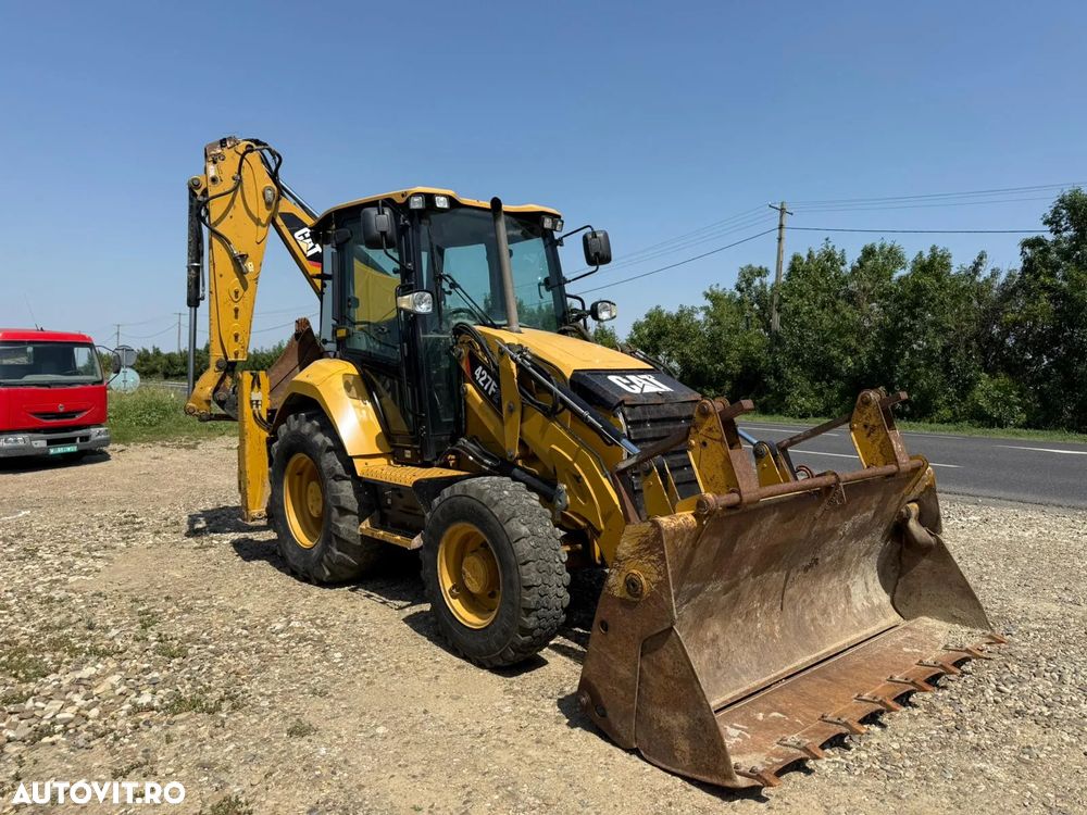 Cat 427F2 - 8