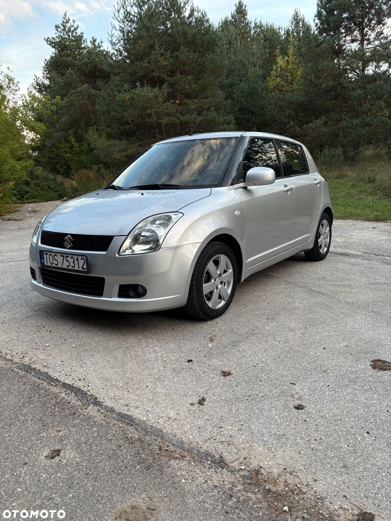 Suzuki Swift - 1