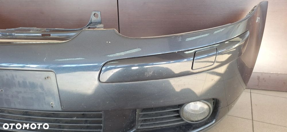 Volkswagen Golf V Zderzak Przód Przedni Kod Lakieru LC5F - 13