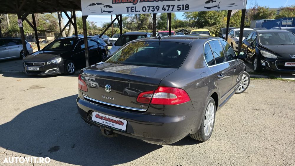 Skoda Superb 2.0 TDI Elegance - 5