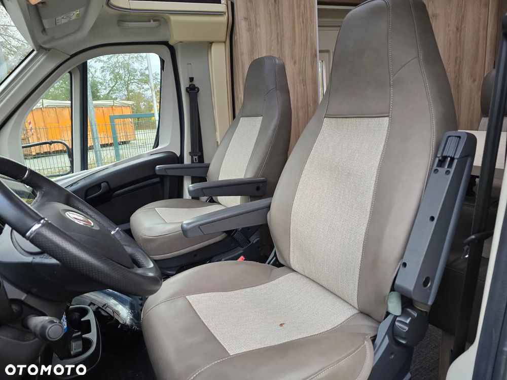 Eura Mobil Profila PT 695 EB - 16