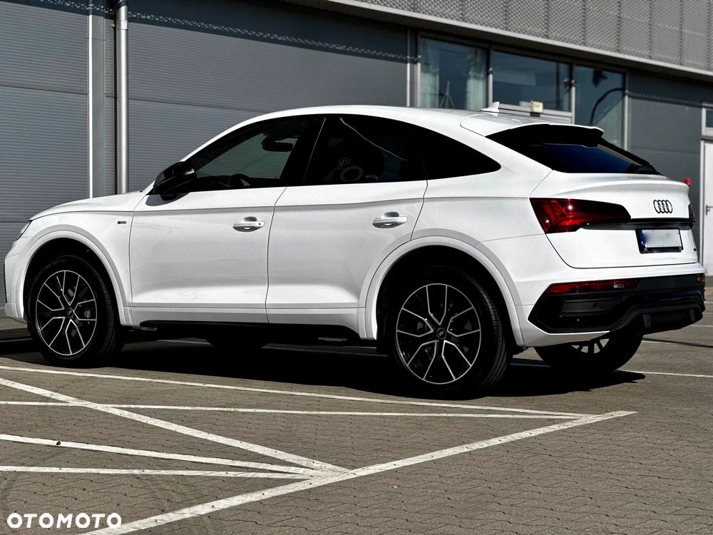 Audi Q5 Sportback - 11