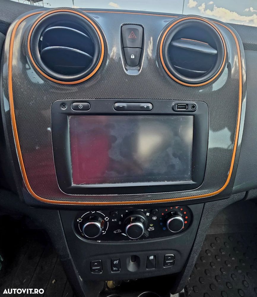 Dacia Sandero Stepway 1.5 Blue dCi Prestige - 14