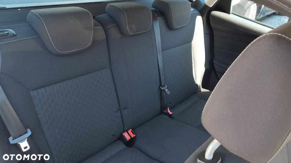 Ford Focus 1.0 EcoBoost Trend Sport - 29