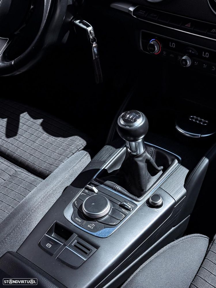 Audi A3 Limousine 1.6 TDI - 9