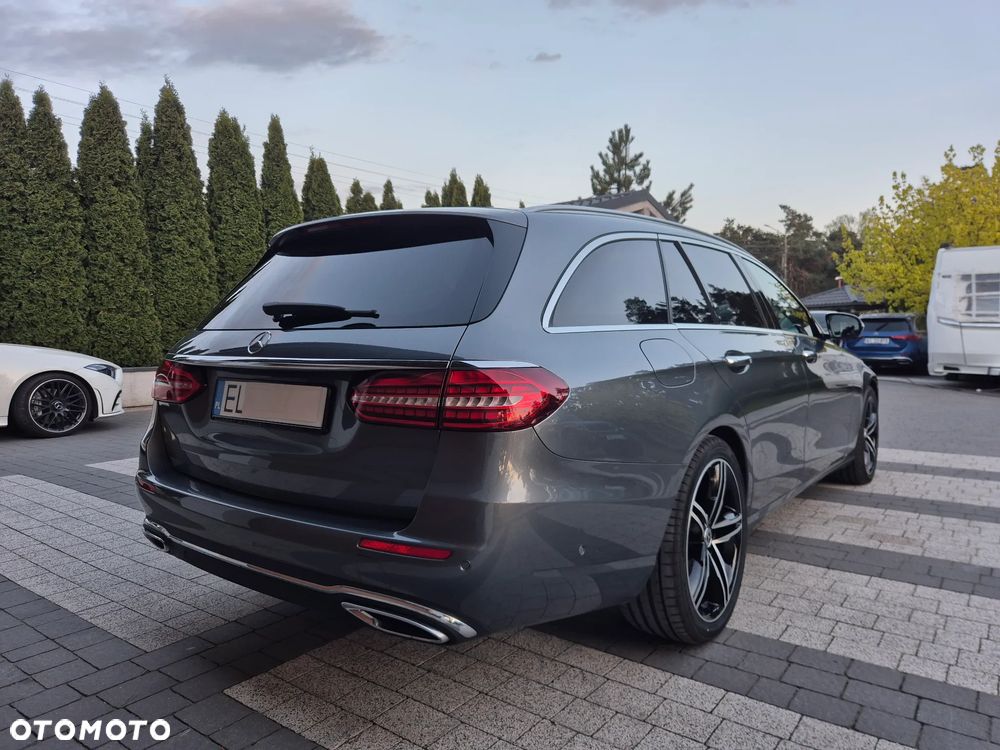 Mercedes-Benz Klasa E 220 d 4-Matic Exclusive - 20