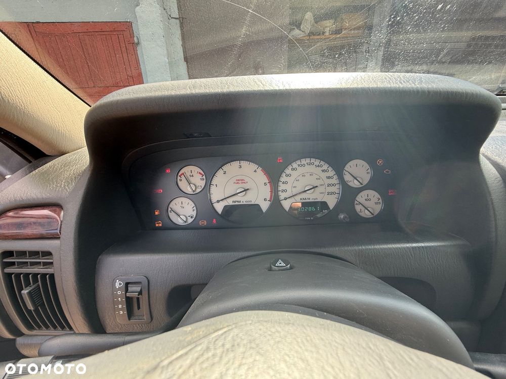 Jeep Grand Cherokee 2.7 CRD Limited - 12