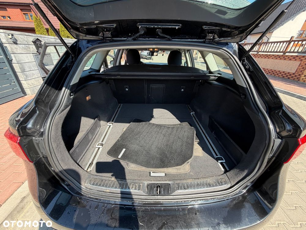 Toyota Avensis Touring Sports 1.6 D-4D Comfort - 22