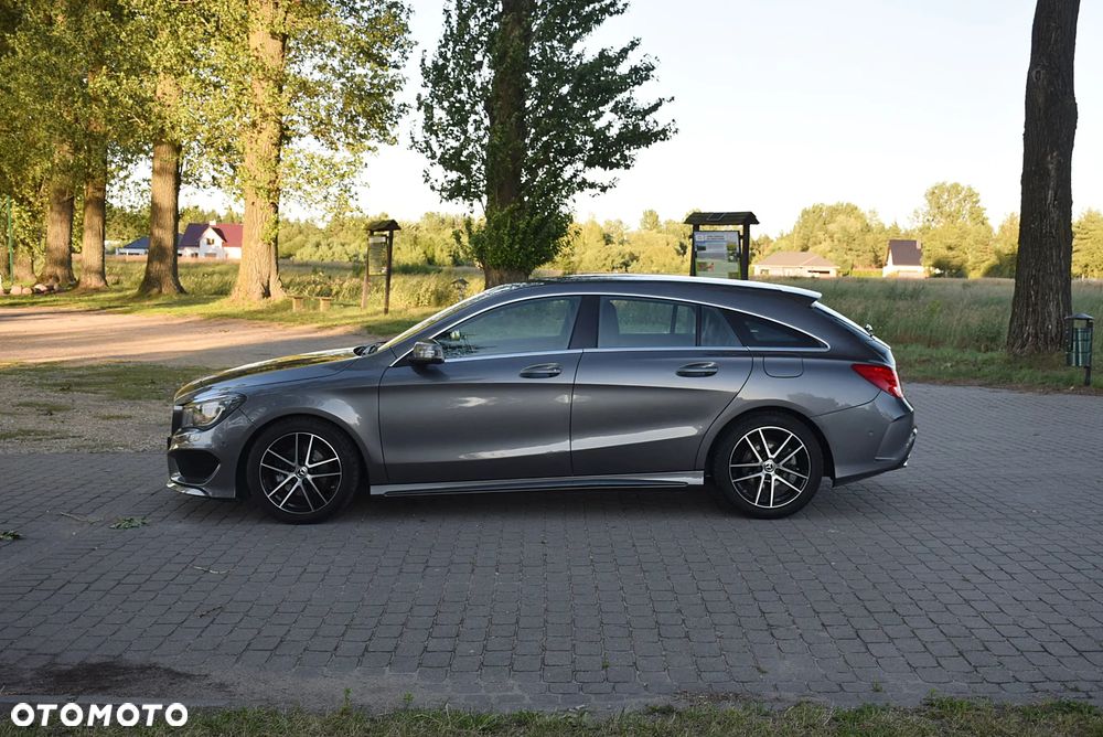 Mercedes-Benz CLA 200 7G-DCT UrbanStyle Edition - 3