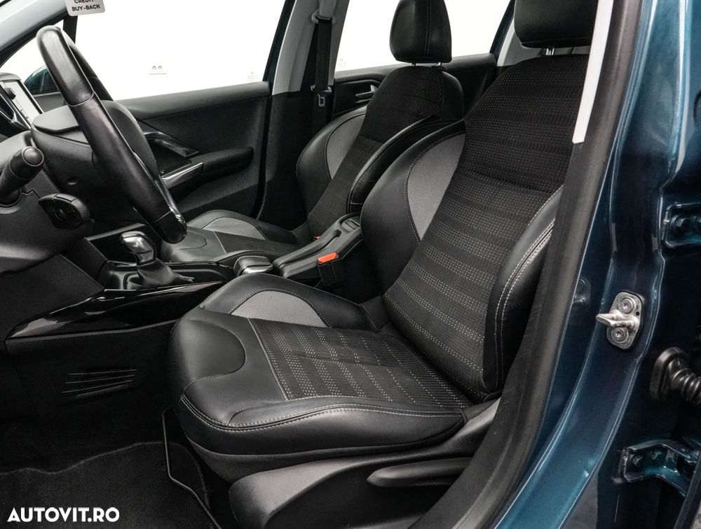 Peugeot 2008 1.2 PureTech Turbo Allure - 13