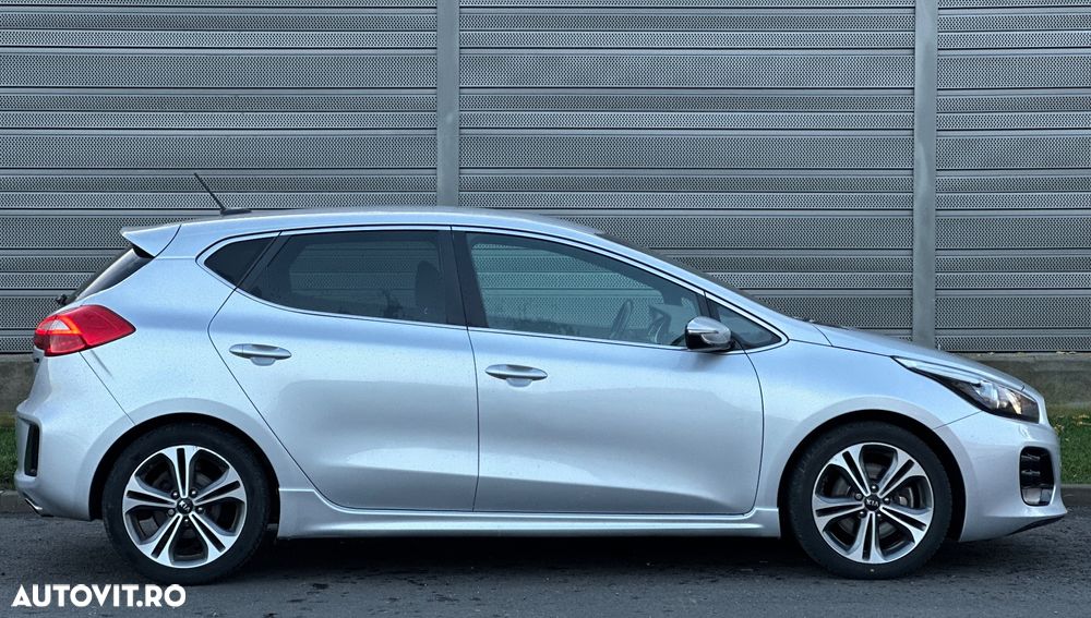 Kia Ceed 1.6 CRDi 136 ISG GT Line - 6