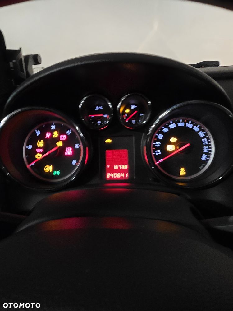 Opel Astra 1.7 CDTI - 10