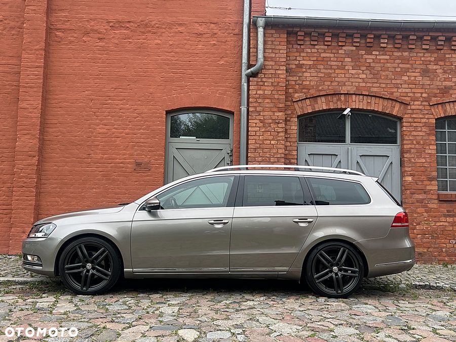Volkswagen Passat 2.0 TDI DPF Highline - 1