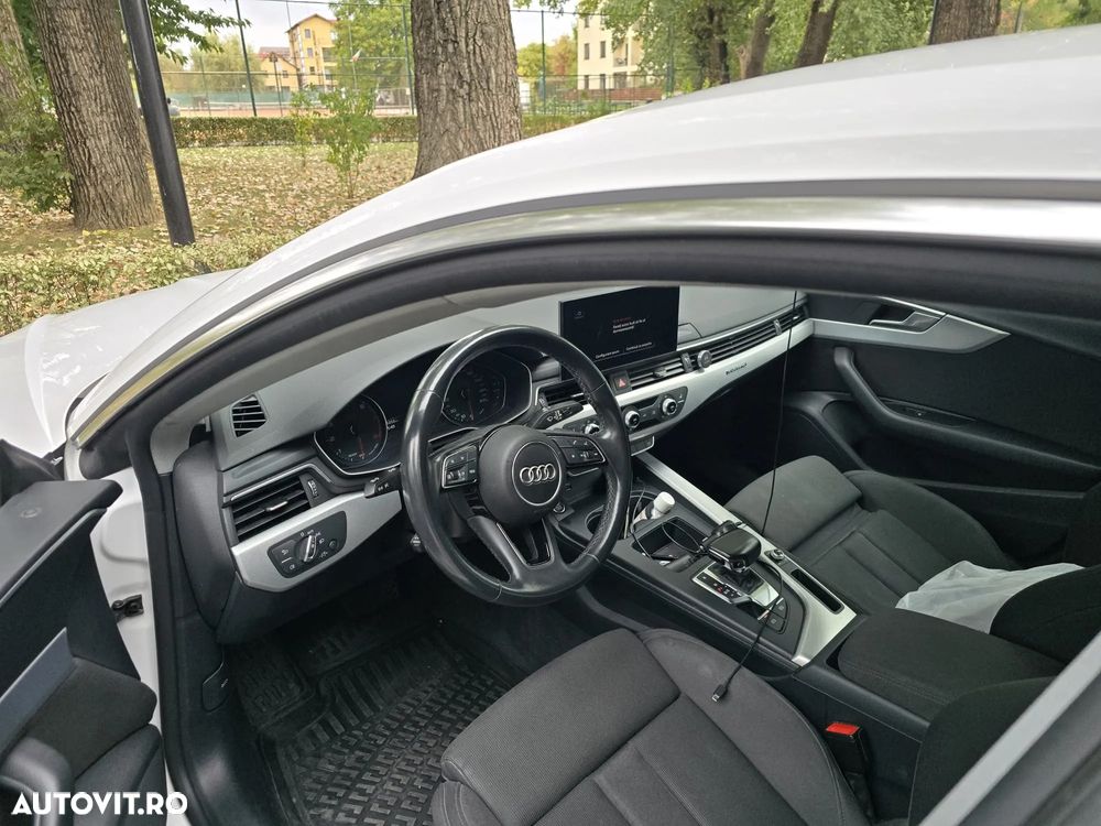 Audi A5 Sportback 2.0 45 TFSI quattro S tronic MHEV Advanced - 2