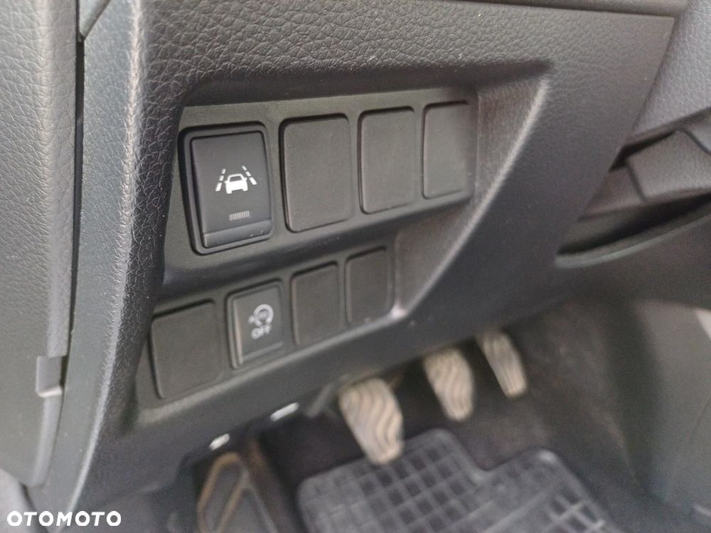 Nissan Qashqai 1.2 DIG-T N-Connecta - 23