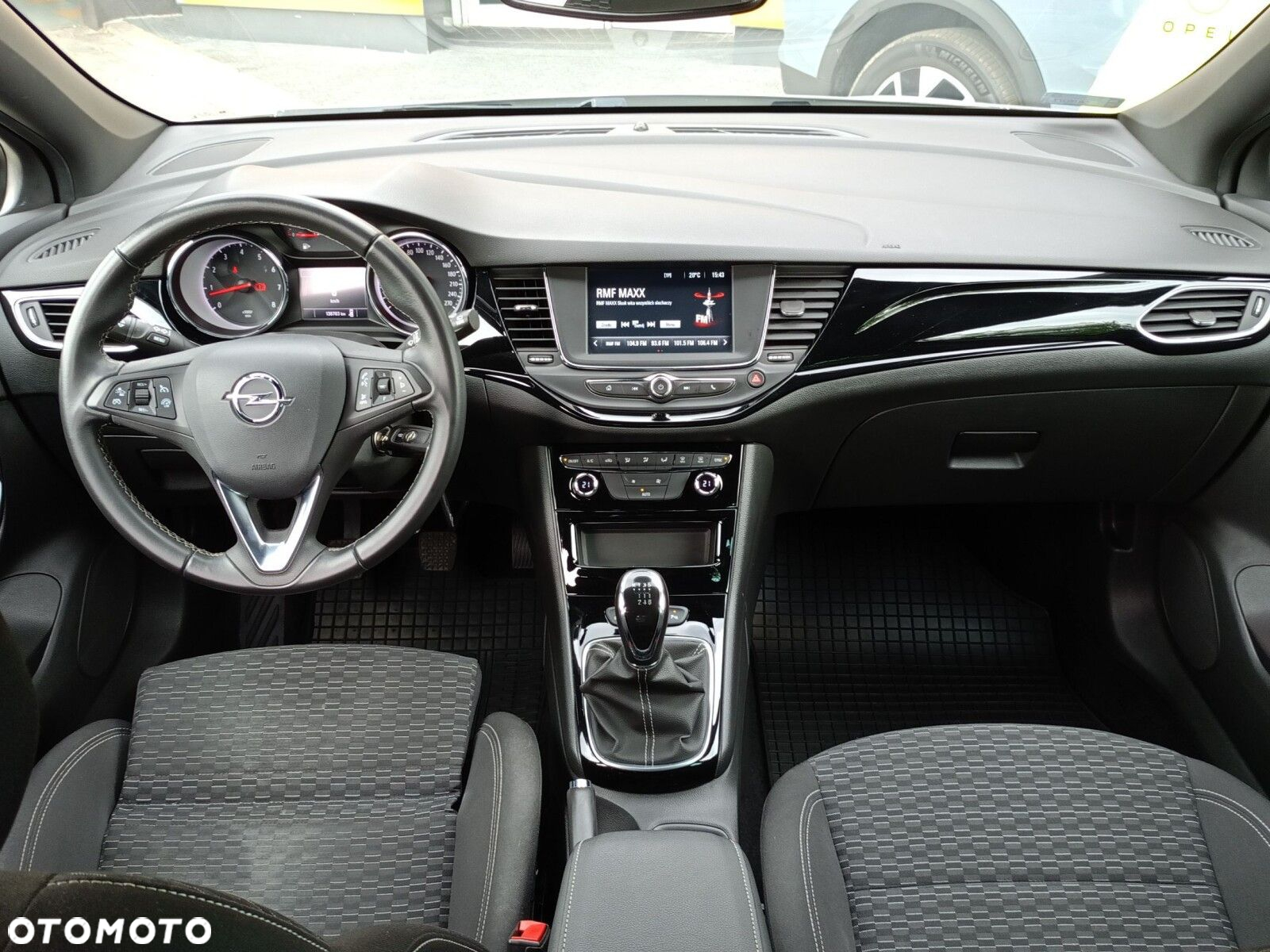 Opel Astra - 9