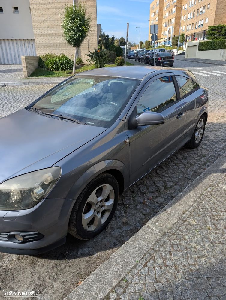 Opel Astra GTC 1.7 CDTI - 1