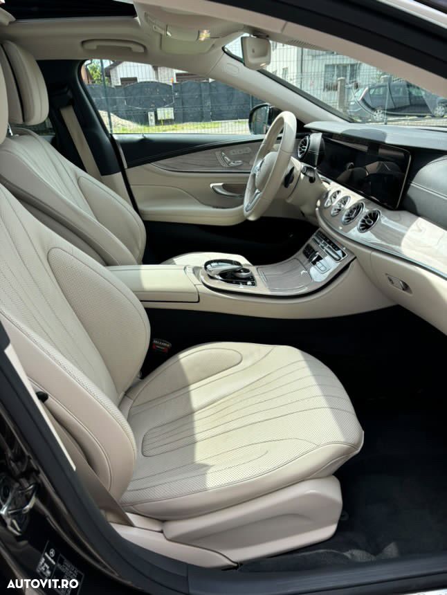 Mercedes-Benz CLS - 12
