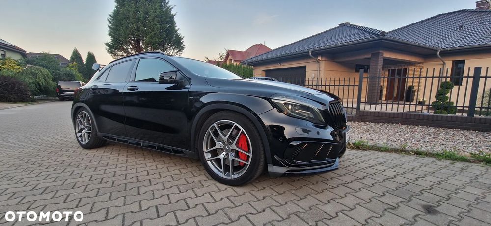 Mercedes-Benz GLA 45 AMG 4Matic 7G-DCT - 9