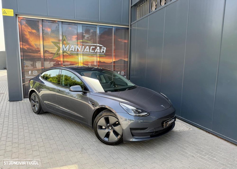 Tesla Model 3 Standard Range Plus RWD - 2