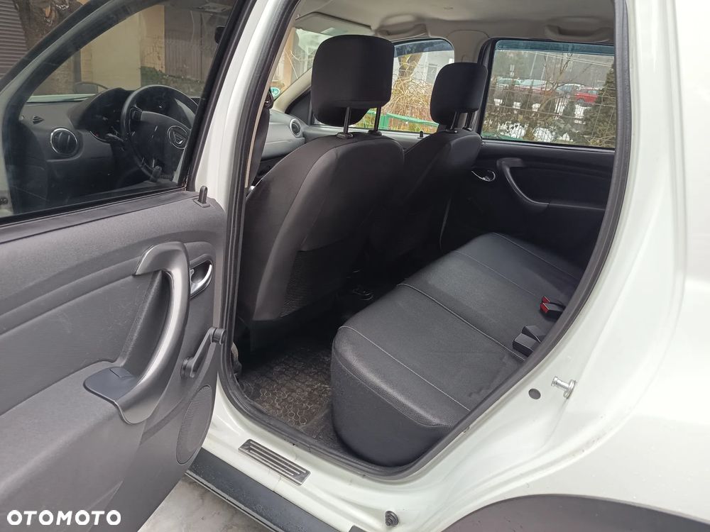 Dacia Duster 1.5 dCi Laureate - 14