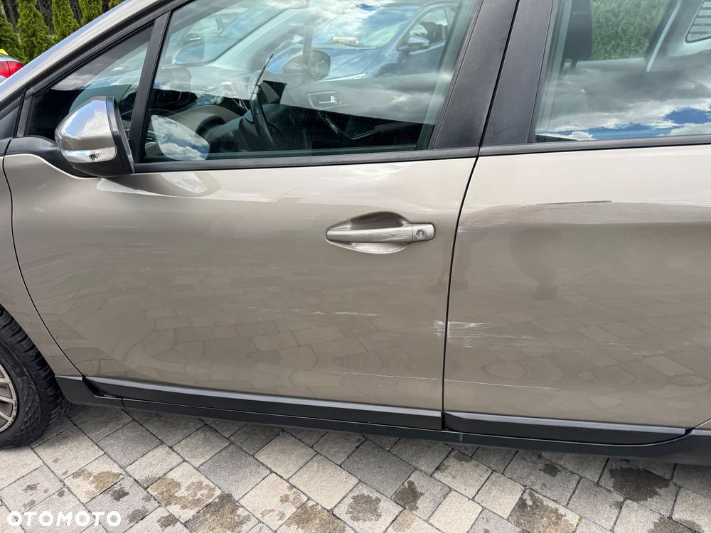 Peugeot 2008 PureTech 82 Active - 8
