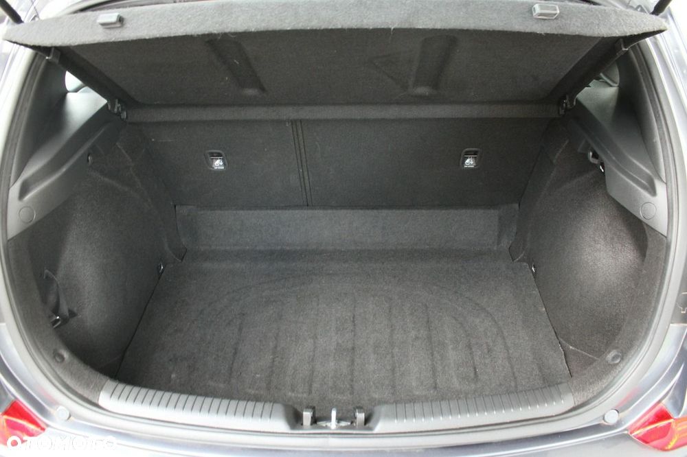 Hyundai i30 - 34
