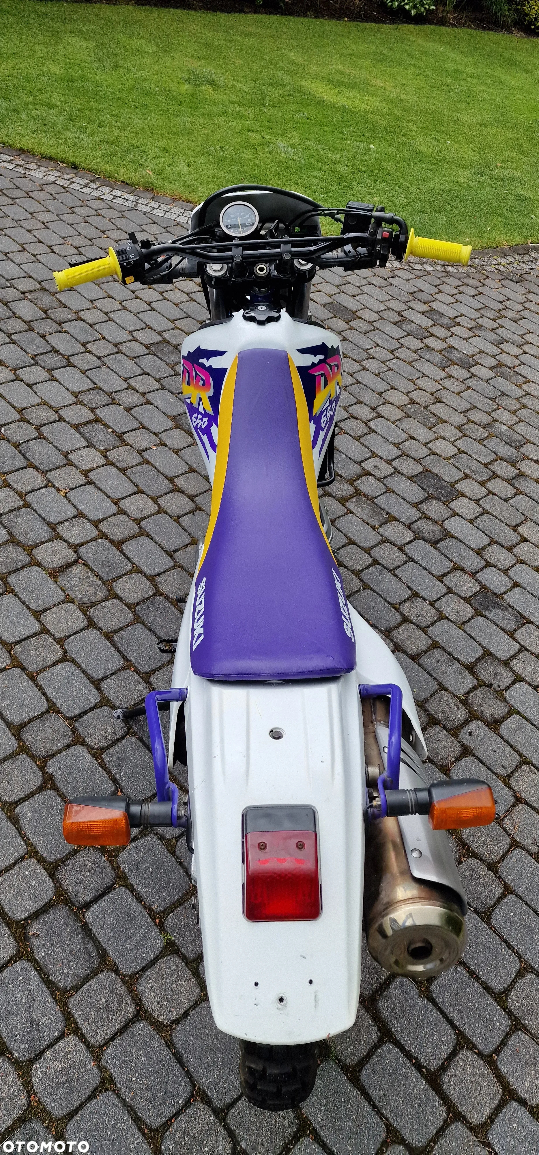 Suzuki DR - 8