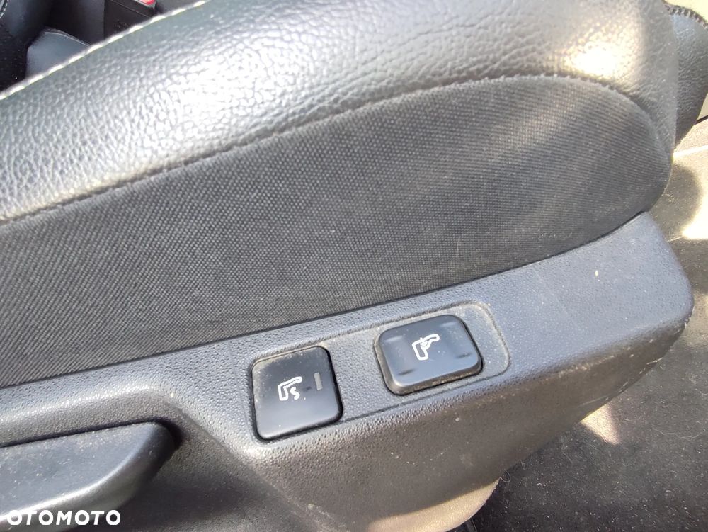 Citroën C4 2.0 HDi Exclusive - 14