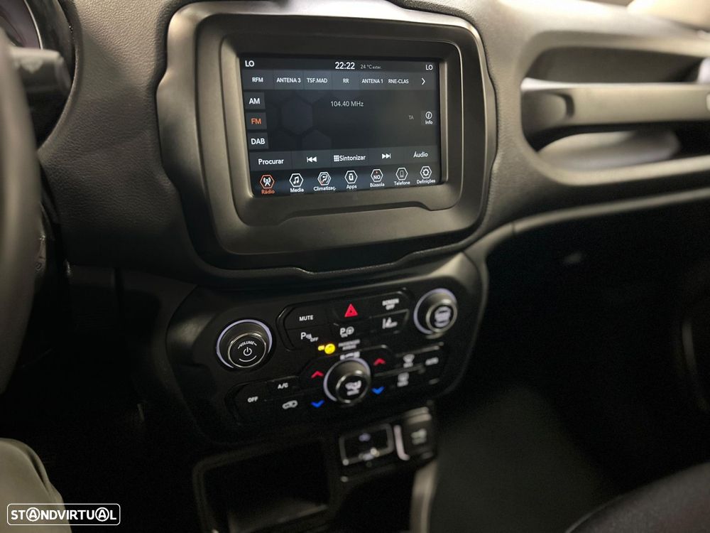 Jeep Renegade 1.0 T Limited - 22