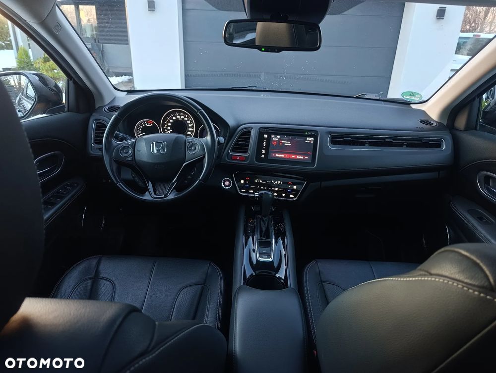 Honda HR-V 1.5 i-VTEC CVT Executive - 16