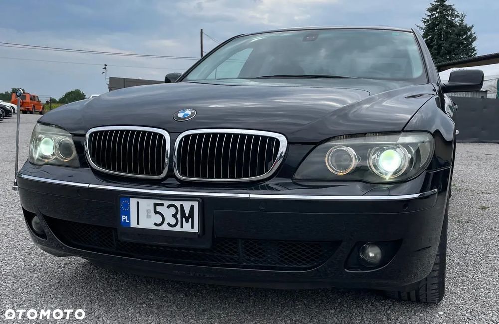BMW Seria 7 750i - 14