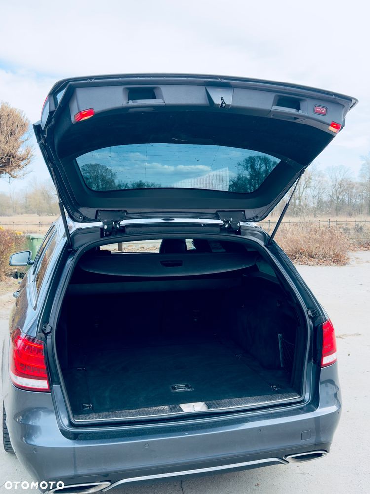Mercedes-Benz Klasa E 220 CDI 7G-TRONIC Elegance - 4