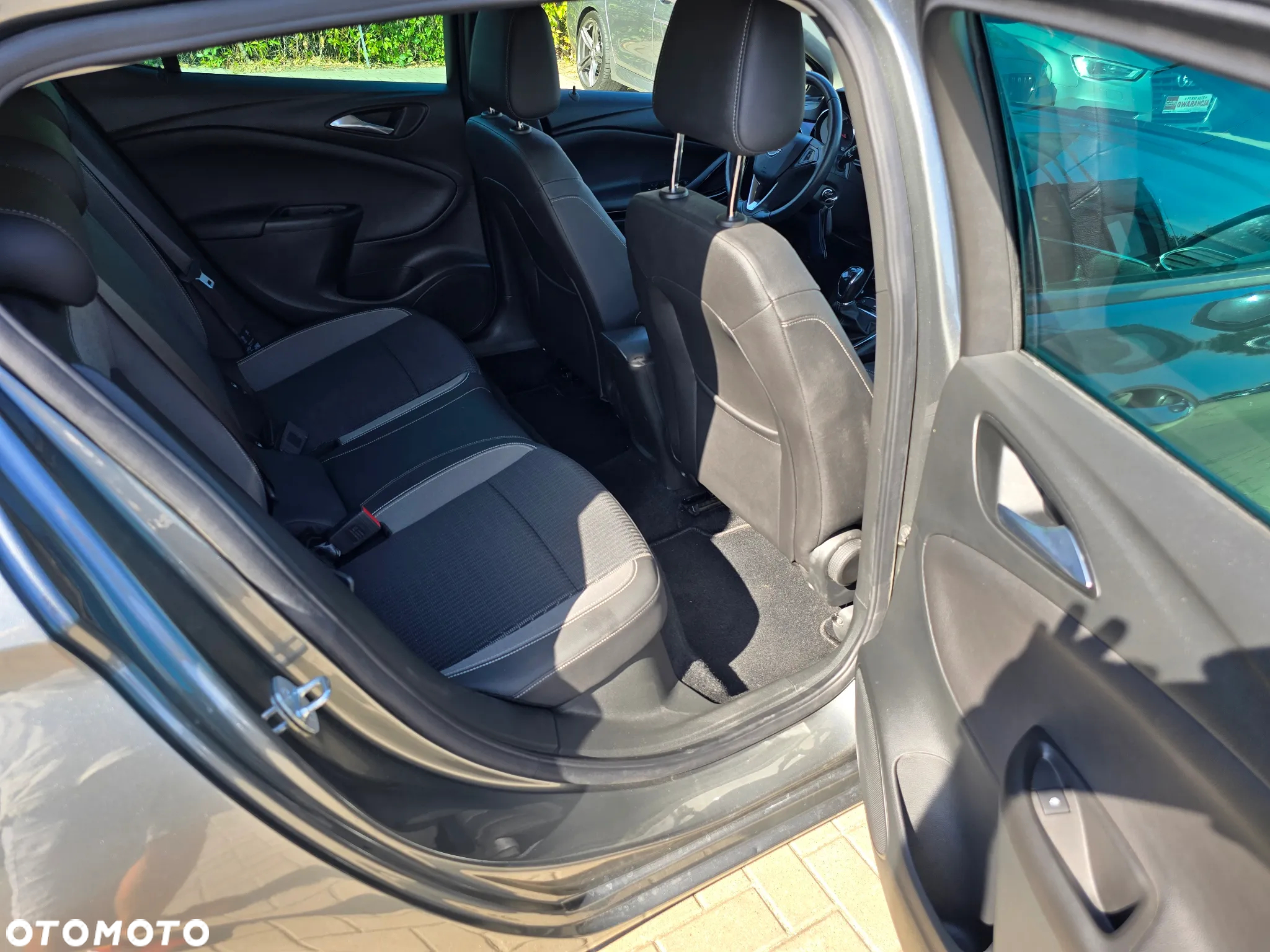 Opel Astra - 10