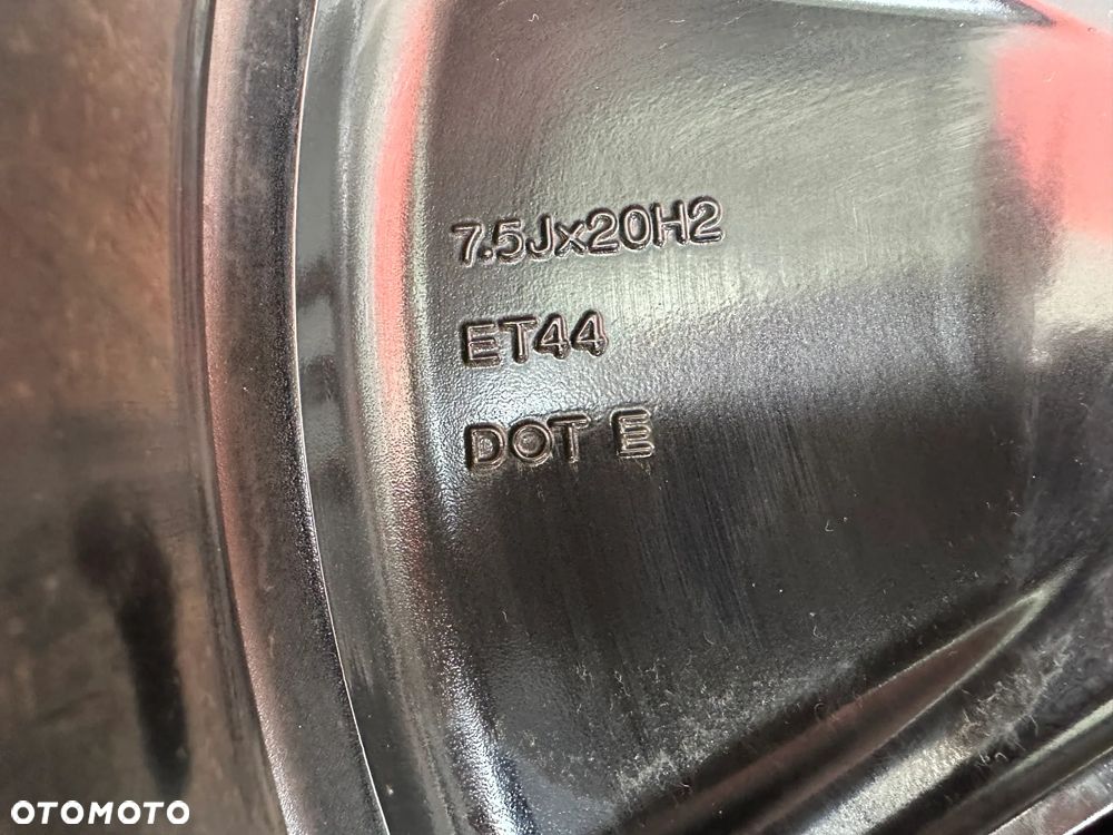 Felga VW ID 3 10A601025B 7,5 x 20 ET 44 1szt. - 5