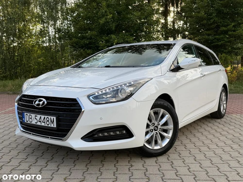 Hyundai i40 Kombi 1.6 Trend - 17