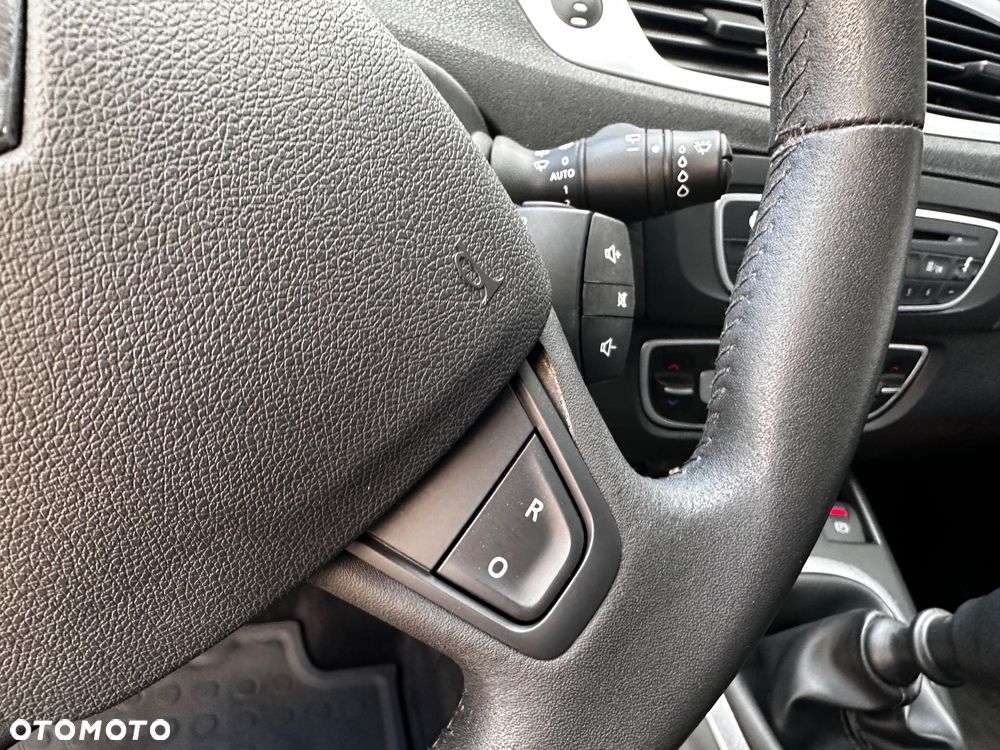 Renault Scenic 1.6 16V 110 Authentique - 22