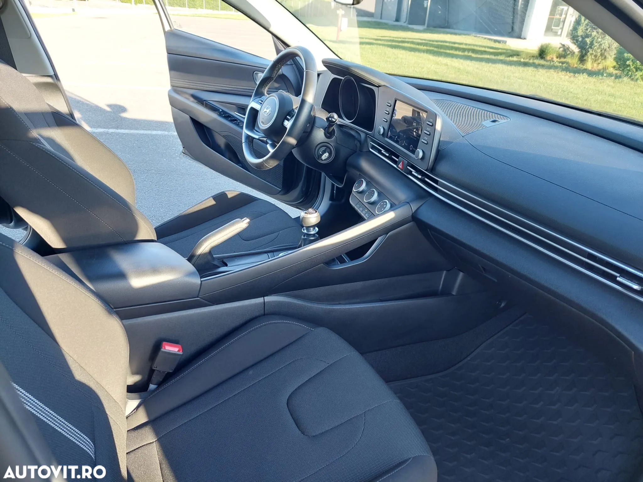 Hyundai Elantra 1.6 l 123 CP 6MT Comfort - 8