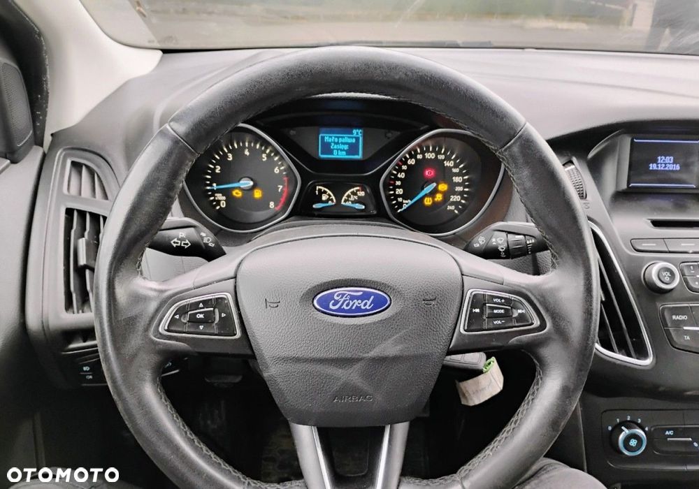 Ford Focus - 13