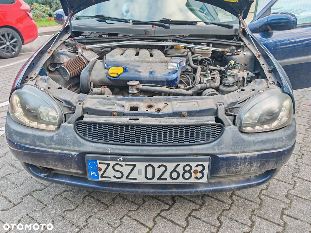 Opel Corsa 1.6 16v GSI - 12