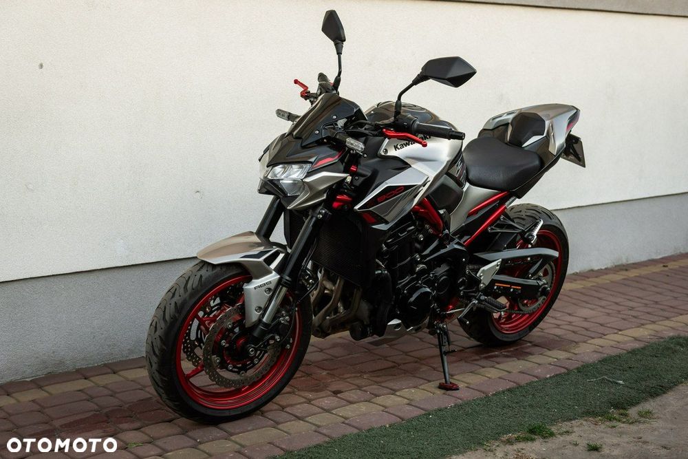 Kawasaki Z - 6