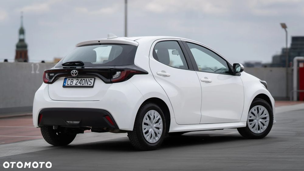 Toyota Yaris - 4