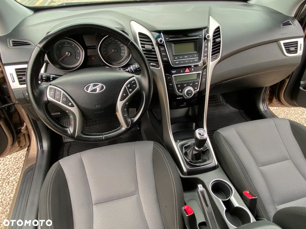 Hyundai i30 i30cw 1.6 CRDi Trend - 30