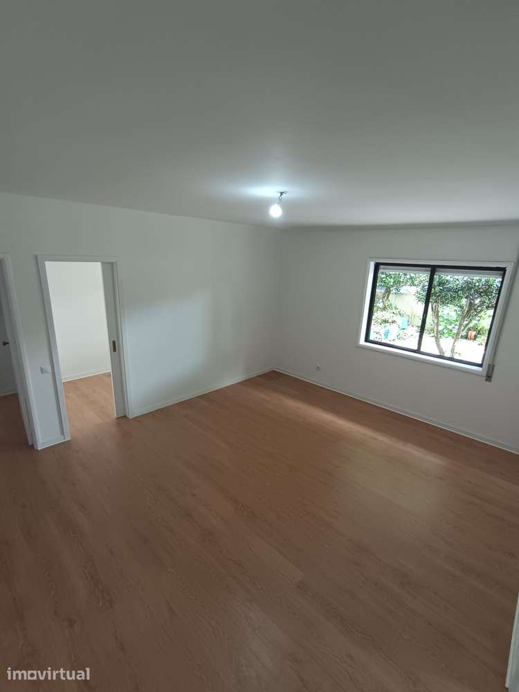 Apartamento T2 convertido - Senhora da Hora, Circunvalação - Grande imagem: 2/13