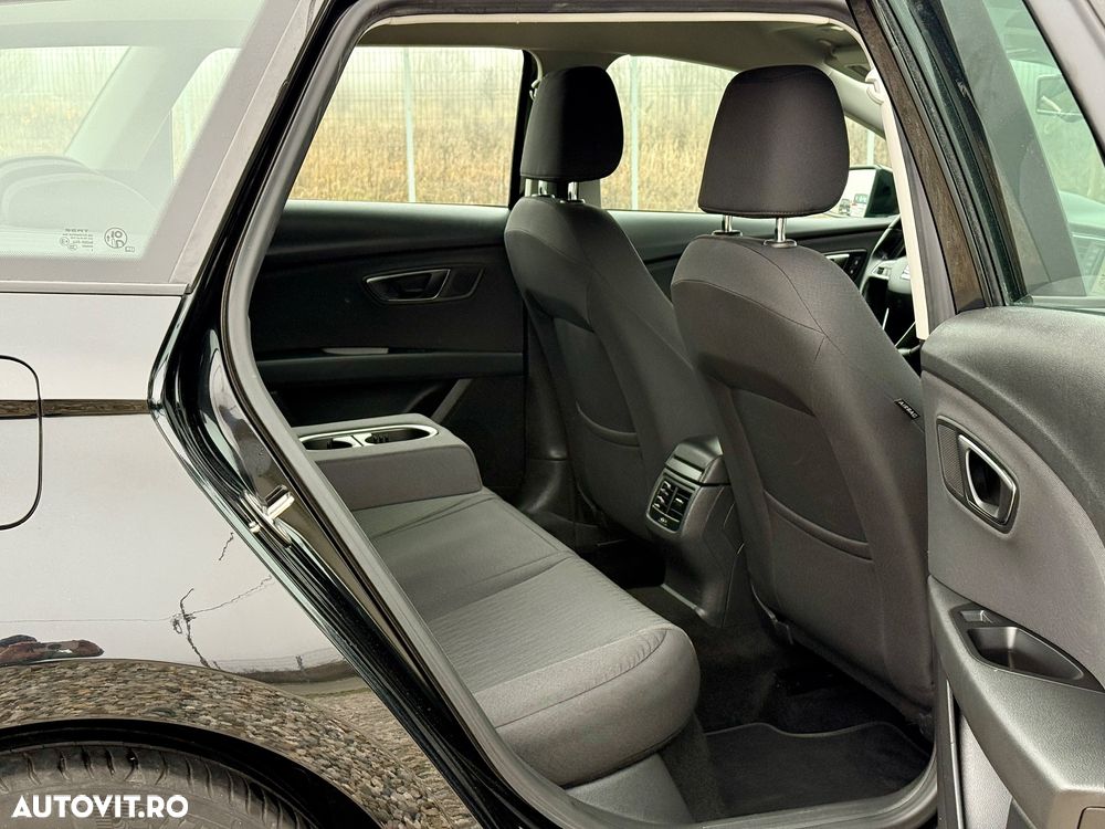 Seat Leon 2.0 TDI DPF DSG Style - 10