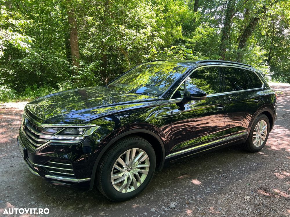 Volkswagen Touareg - 2
